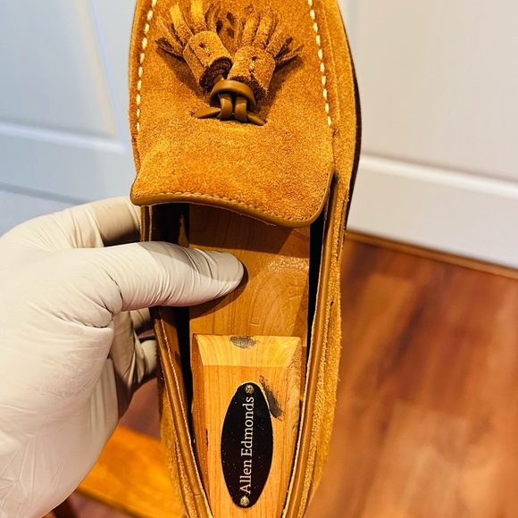 Sperry Brown Suede Loafers with Tassel Accents - Picture 12 of 16